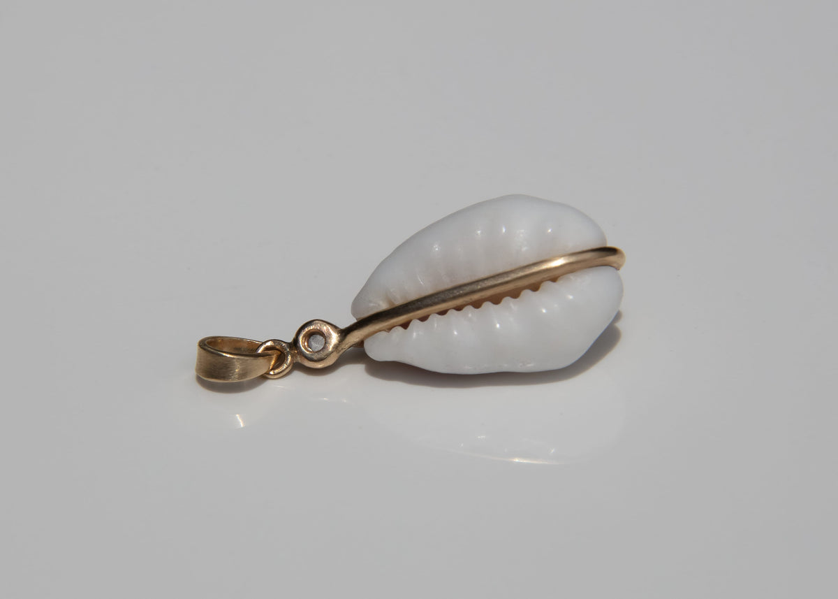 Money Cowrie Shell Charm w/Diamond