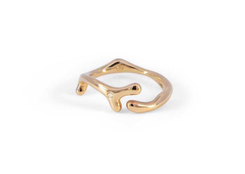 gold seaweed ring with diamond