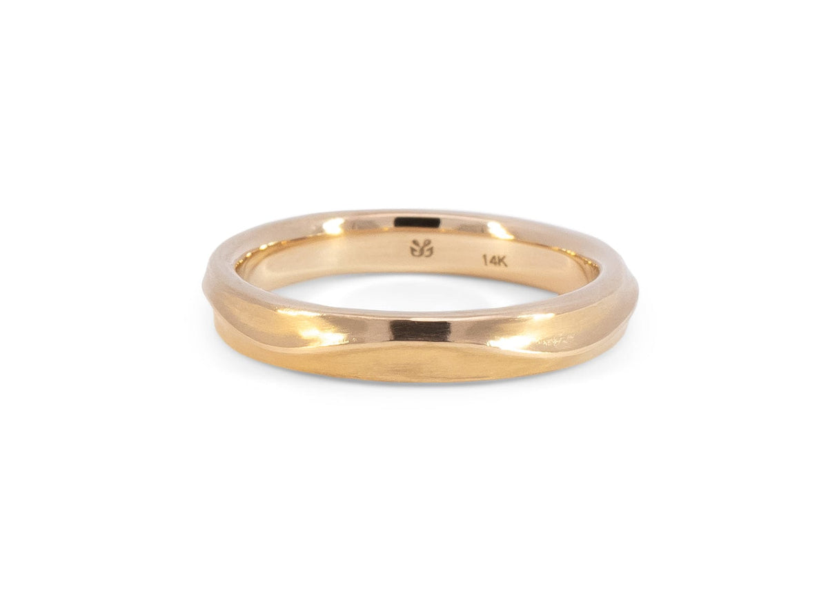 14k gold women's alternative wave wedding band