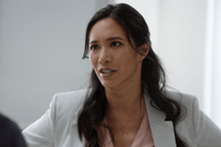 gold seaweed necklace on actress Chantal Thuy on Magnum PI season 4